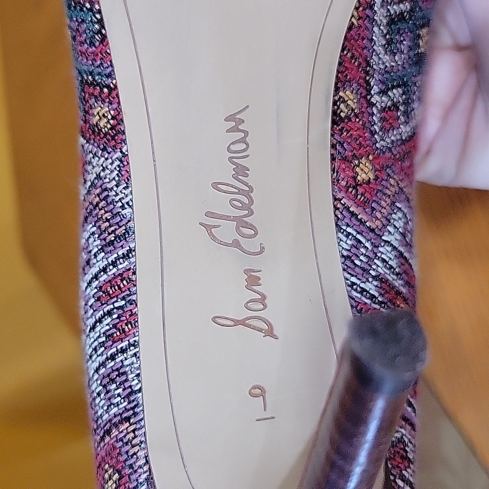 Sam Edelman Aztec Pattern Pumps Size 9 - Picture 2 of 8